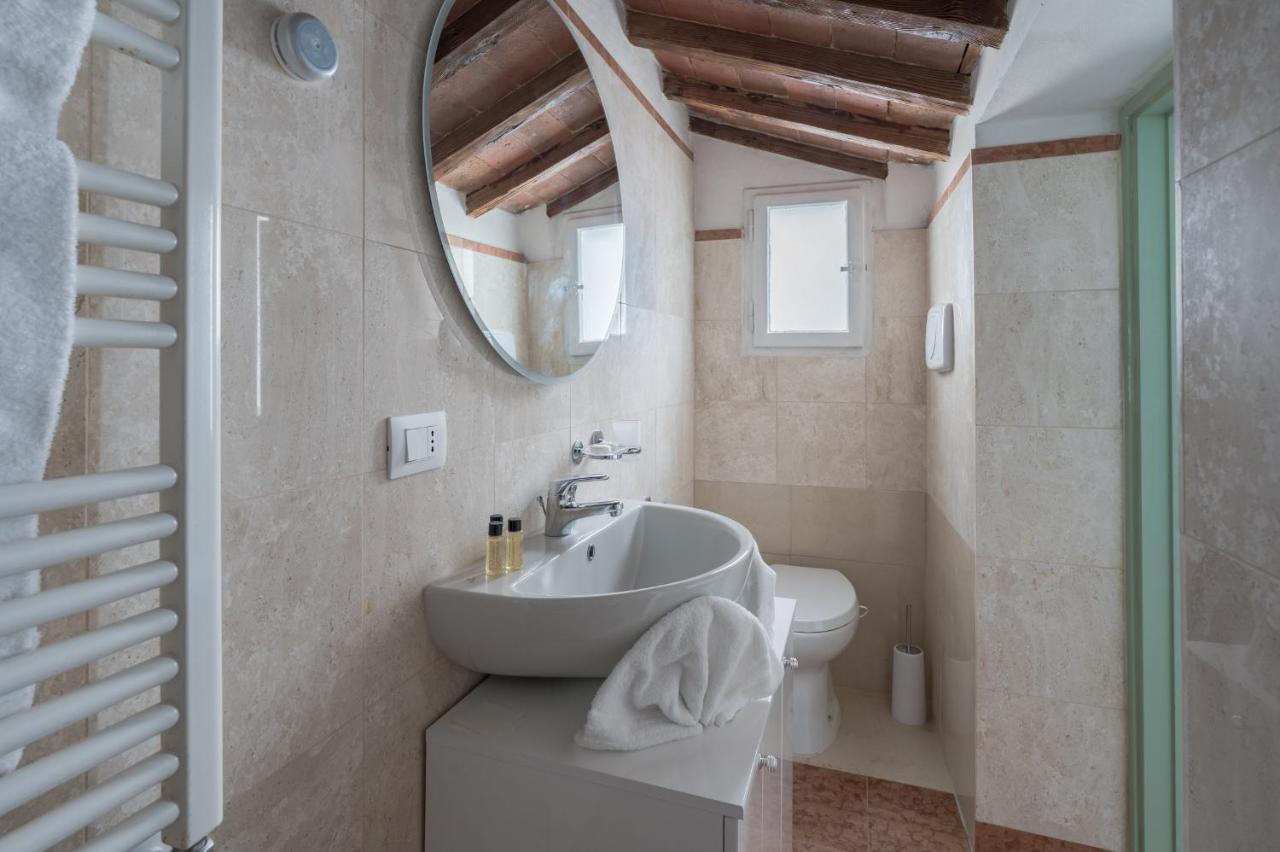 Moro Apartment Two Флоренция Экстерьер фото